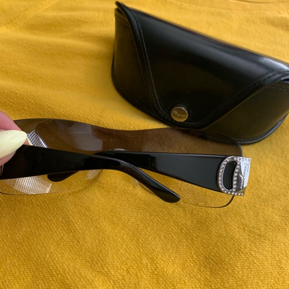 Auth. Salvatore Ferragamo sunglasses - Picture 4 of 6